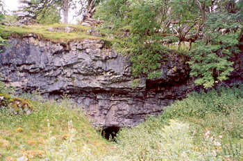 Foxholes Cave