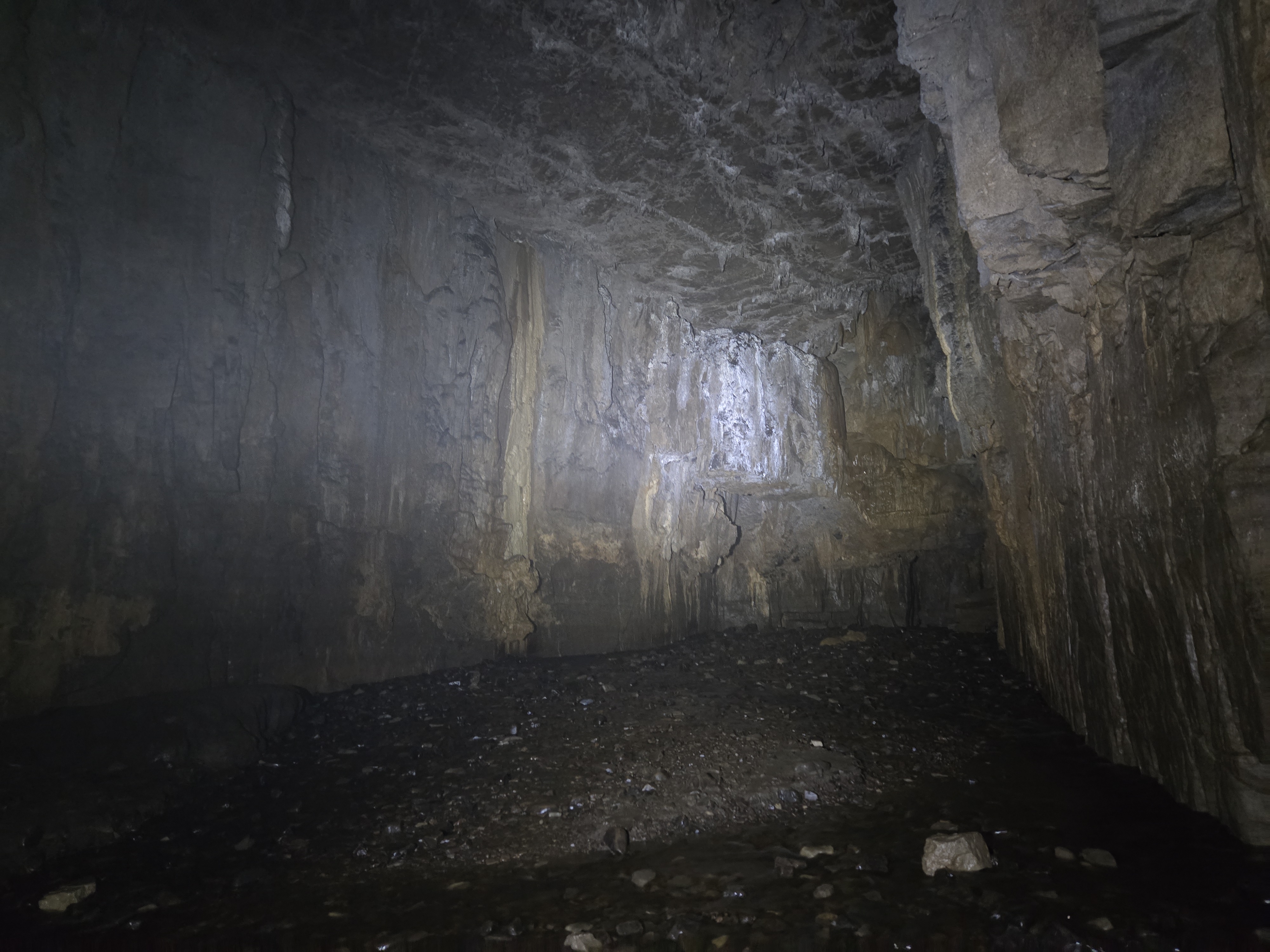 Large chamber in Yordas Cave